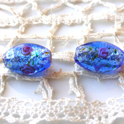 しずく　青にバラ　チェコランプワークビーズCzech Glass Beads2個 2枚目の画像