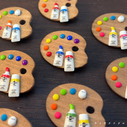 ミニチュア絵具パレットブローチ 2枚目の画像