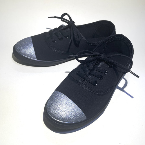 CHROME ブラック スニーカー 9.5 (W 11) Amazon | [クローム] スニーカー TRUK/トラック BLACK/BLACK (旧