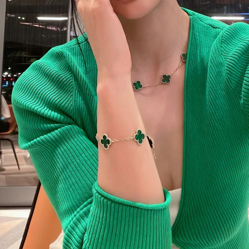 再販◇セットでお得◇送料無料◇クローバーブレスレット&クローバー