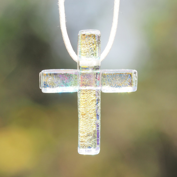 十字架ガラス『オーロラクロス』ネックレス【紐の色、長さ選べます】≪送料無料≫ 6枚目の画像