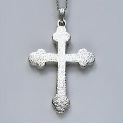 伝統的なモチーフ クローバー型のクロス cc21 ロングセラーです