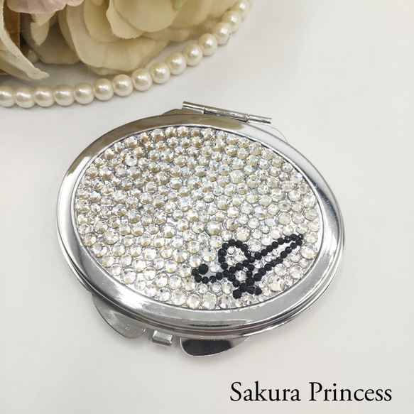 キラキラ輝く✨イニシャル入りオーダーミラー❨オーバル❩プレゼントにも♡ 1枚目の画像