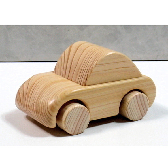 木のおもちゃ・自動車B 1枚目の画像