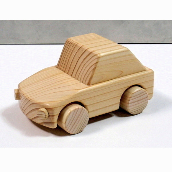 木のおもちゃ・自動車C 1枚目の画像