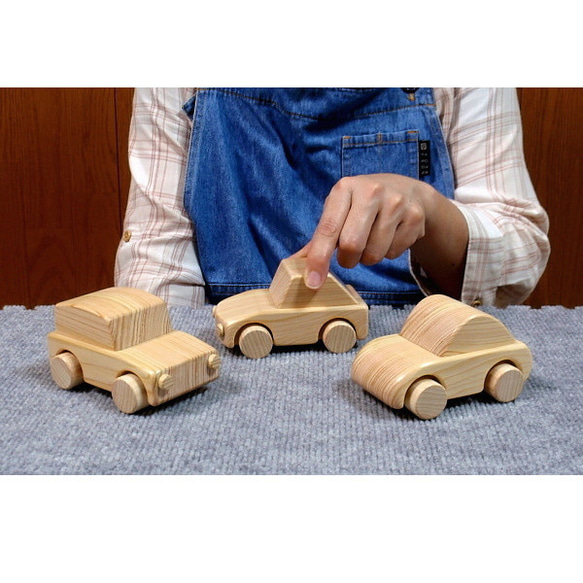 木のおもちゃ・自動車C 5枚目の画像