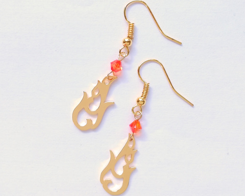 強くありたいあなたへ】アラビア語 “FIRE(火)” 文字絵ピアス