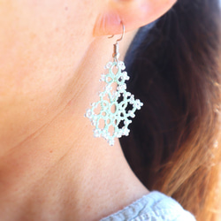 OYA Tatting lace earrings [SNOW] Lavender Gray 第4張的照片