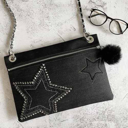 ブラックWデニム♡刺繍の巾着ショルダーバッグ♡ハートフラワー♡ストーン付き オールブラック♡ハートクラッチバッグ／ラメブラックデニム