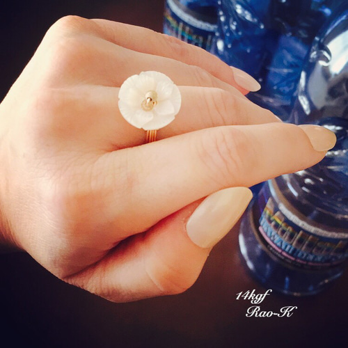 K14シェル？フラワーリング シルバー925】ホワイトシェル(白蝶貝)の