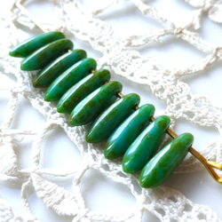 ダガー　緑アンティーク　チェコビーズCzech Glass Beads 10個 2枚目の画像