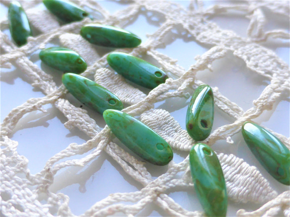 ダガー　緑アンティーク　チェコビーズCzech Glass Beads 10個 4枚目の画像