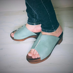 舒適貼合雙腳，寬鬆，輕便，自然，木屐，柔軟涼鞋 720 號 第2張的照片