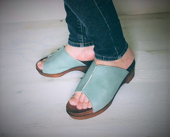 舒適貼合雙腳，寬鬆，輕便，自然，木屐，柔軟涼鞋 720 號 第2張的照片