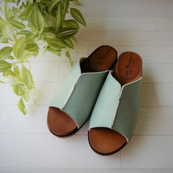 舒適貼合雙腳，寬鬆，輕便，自然，木屐，柔軟涼鞋 720 號 第3張的照片