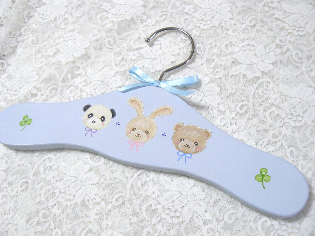 トールペイント作品 手描きデザインの木製ハンガー5本セット