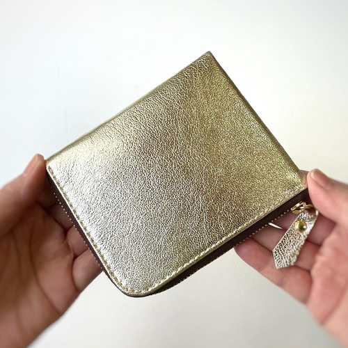 carmina ミントグリーン✖︎ゴールドポルカドット ミニ財布 carmina ミントグリーン✖︎ゴールドポルカドット ミニ財布