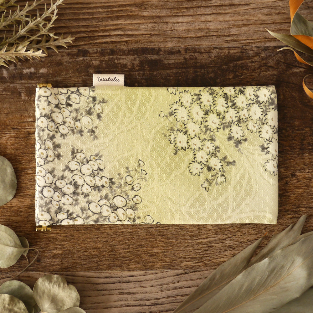 小花柄　きものサングラスケース　バネ口ポーチ　地曵いく子プロデュース