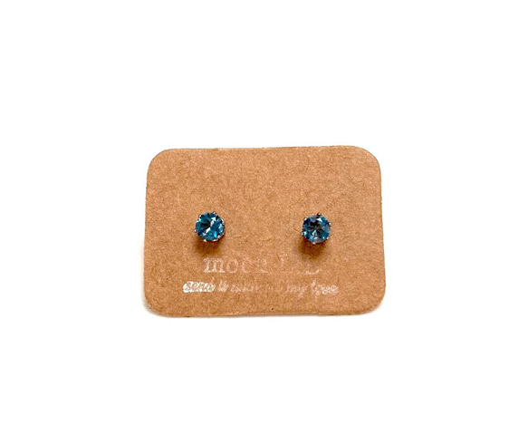 11月誕生石　ロンドンブルートパーズのスタッドピアス サージカルステンレス316L 9枚目の画像