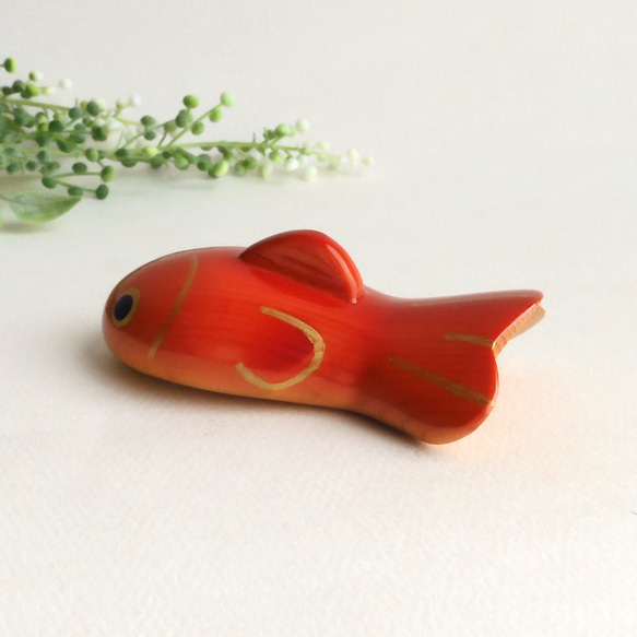 金魚(木魚雕像金魚/魚/木動物/雕像) 第5張的照片