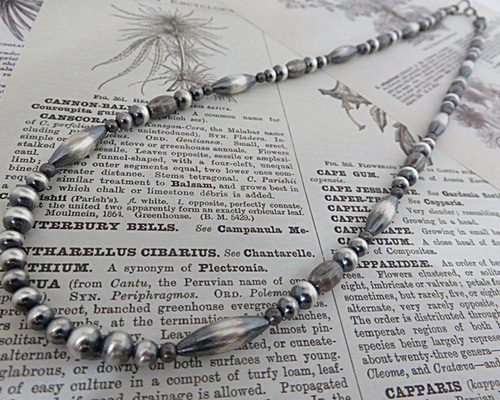 60s ナバホ族　ナジャ　シングル　インディアンジュエリー　スターリングシルバー 60s ナバホ族 ナジャ シングル インディアンジュエリー スターリング