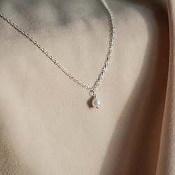 SV925/14KGF 單顆小珍珠項鍊 Swarovski 施華洛世奇 第1張的照片