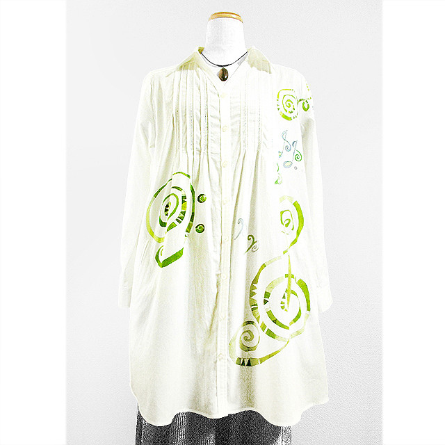 長袖コットンチュニック（胸元タック入り）（ト音記号・ヘ音記号・音符）（生成の白色）