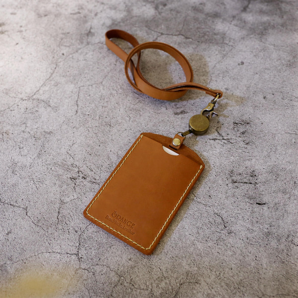 小橘皮 植鞣牛皮 頸掛帶證件套/識別證/悠遊卡夾 --共三色 第2張的照片