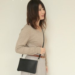 大人の撥水レザーポーチ　サコッシュ　シンプルショルダーバッグ、お財布ポーチNew!! 10枚目の画像