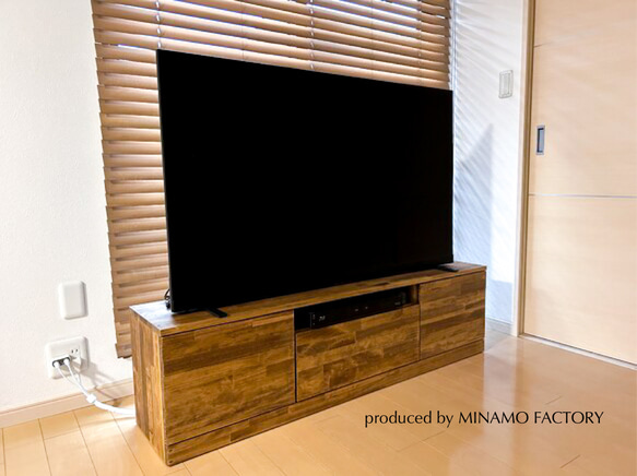 140cm 動画あり☆うれしい機能付き扉＋引き出し！　テレビボード 6枚目の画像