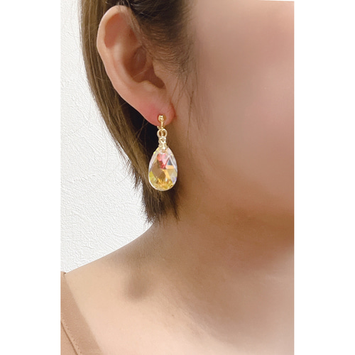 超大粒華やか 魅惑のしずく型 高品質クリスタル・ピアス