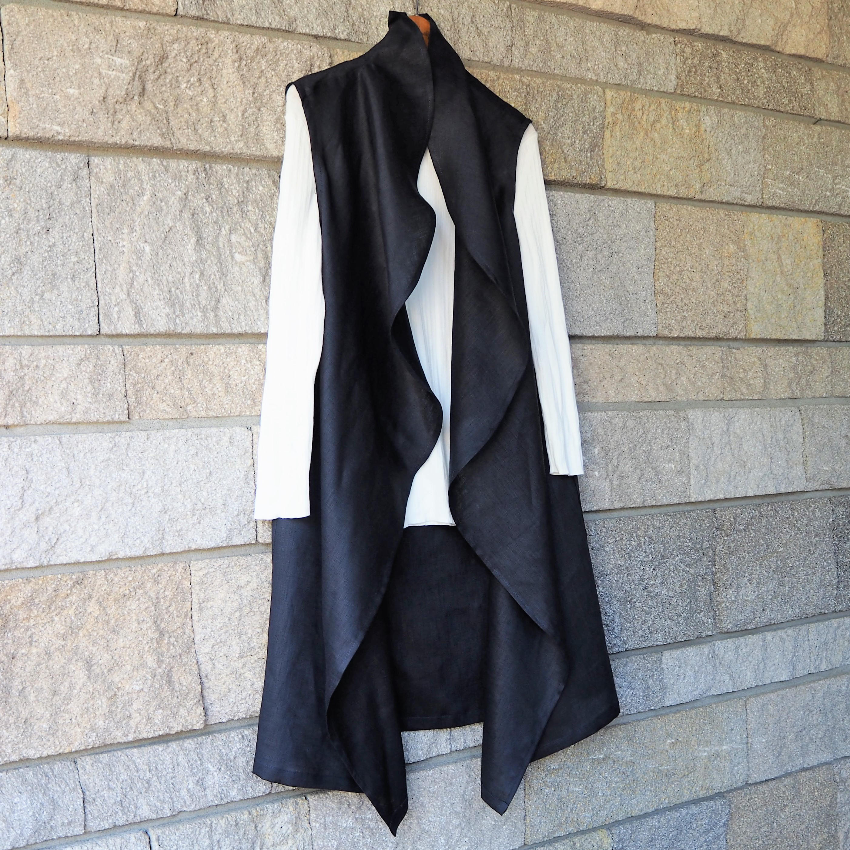 リネン　ネイビー前ドレープ　ジレ