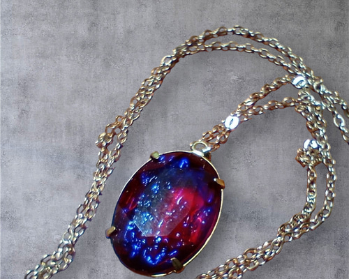 チェコ／ガラス】再販ドラゴンズブレス カットストーン (ルビー