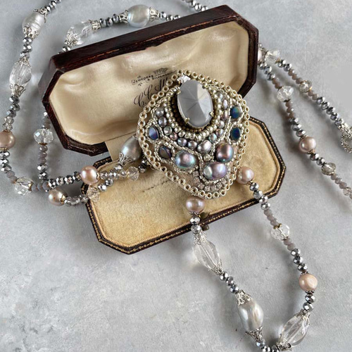 作家作品◇アンティーク＆ヴィンテージ 2way ブローチ ネックレス 2wayブローチ&ネックレス 大きなひまわり:アレルギー対応