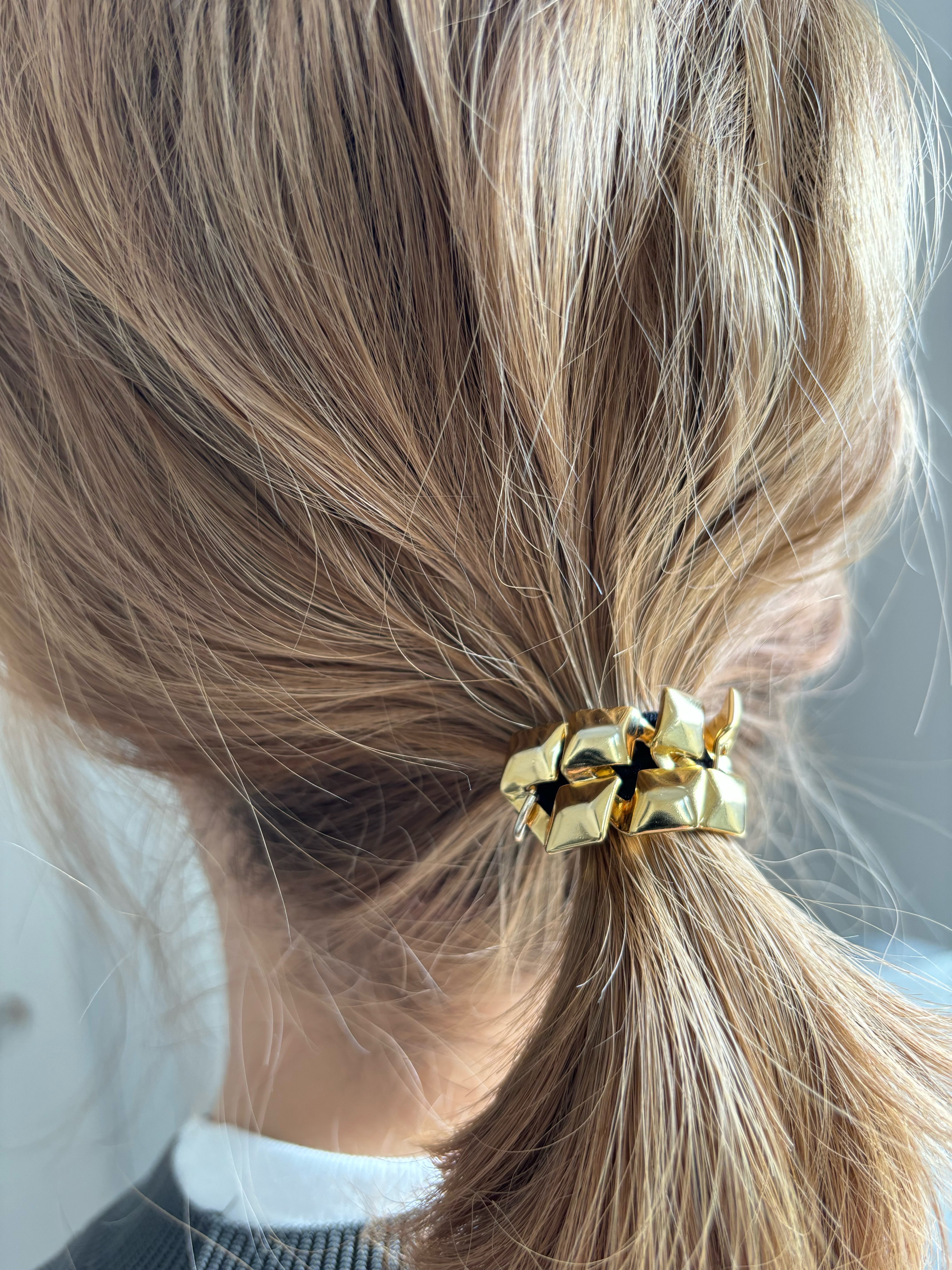 NEW ゴールド✩スタッズヘアゴム ヘアゴム KNOCK 通販 5878444