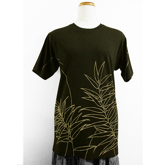 半袖Ｔシャツ（ラウンドネック）（細い葉模様）（黒色） 9,900円