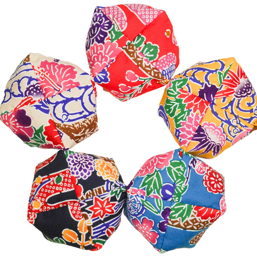 手作りの玉ノ柄売ります。 手作りお手玉 沖縄 紅型柄 吉祥5種 その他雑貨 手作りお手玉のミナル屋