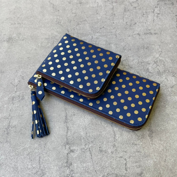 【セミオーダーできます】ピッグスキンのスリムなミニ財布　みずたまネイビー 11枚目の画像