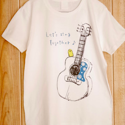 ギターと小鳥のTシャツ ＊再販＊ 1枚目の画像