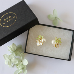 Annabelle 繡球花和棉質珍珠首飾耳環/耳環 雨季的禮物和禮物：繡球花 繡球花 第7張的照片