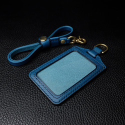 藍色直式證件套,卡套,悠遊卡,證件卡套,義大利植鞣革 Buttero 第1張的照片