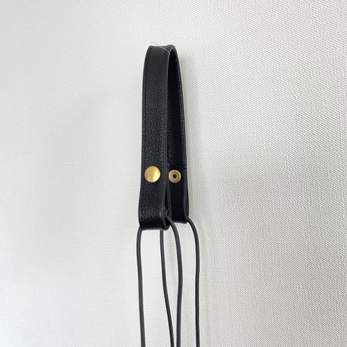 巾着バッグ　牛革　黒 牛革巾着バッグ【黒】 巾着バッグ tou. 通販 5923044｜Creema