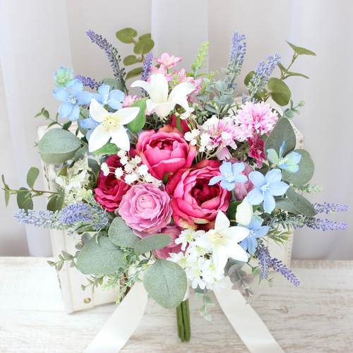 オーダーメイドブーケ22,000円～/ホットピンク×サムシングブルー