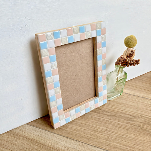 L版または2L版フォトフレーム ピンク&ホワイト 木製壁掛け対応写真立て