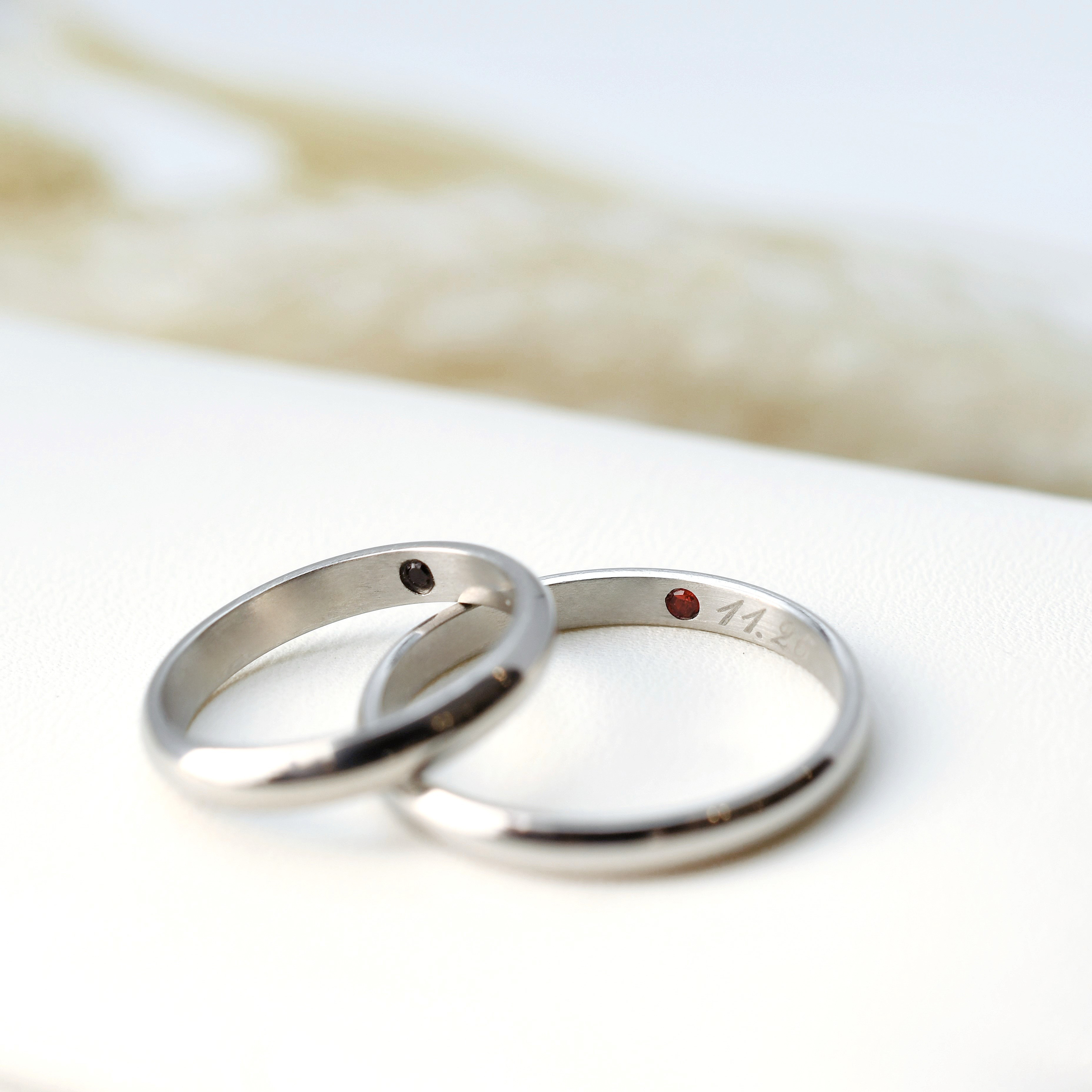 『シークレット誕生石』ペアリング サージカルステンレス 3mm  結婚指輪