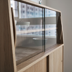 斜面設計實木玻璃櫃( 尺寸可客製 ) 第5張的照片
