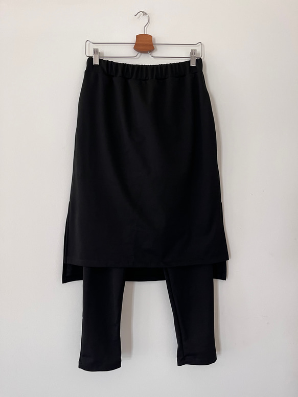 動きやすくて美しい。時短で叶う女性らしさと機能性。一体化レギンス&スカート。黒色 ポンチ生地　サイズ展開 LGSKPB 10枚目の画像