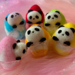 【数量限定】冷んや〜り☆かき氷inぱんmini mini♡羊毛フェルトのふわふわパンダふわぱんinカキ氷チャーム 9枚目の画像