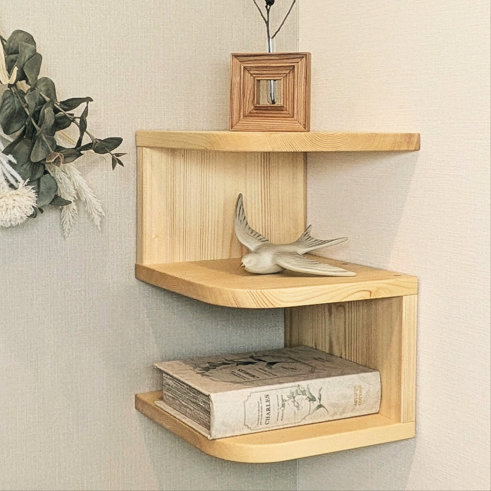 スッキリ！コーナーシェルフ　壁美人　　壁掛け トイレ収納 トイレ棚　トイレットペーパー