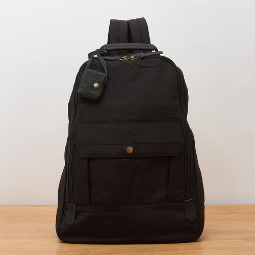 toleur(トーラ) ウォッシュナイロンリュック ブラック 11337-BK